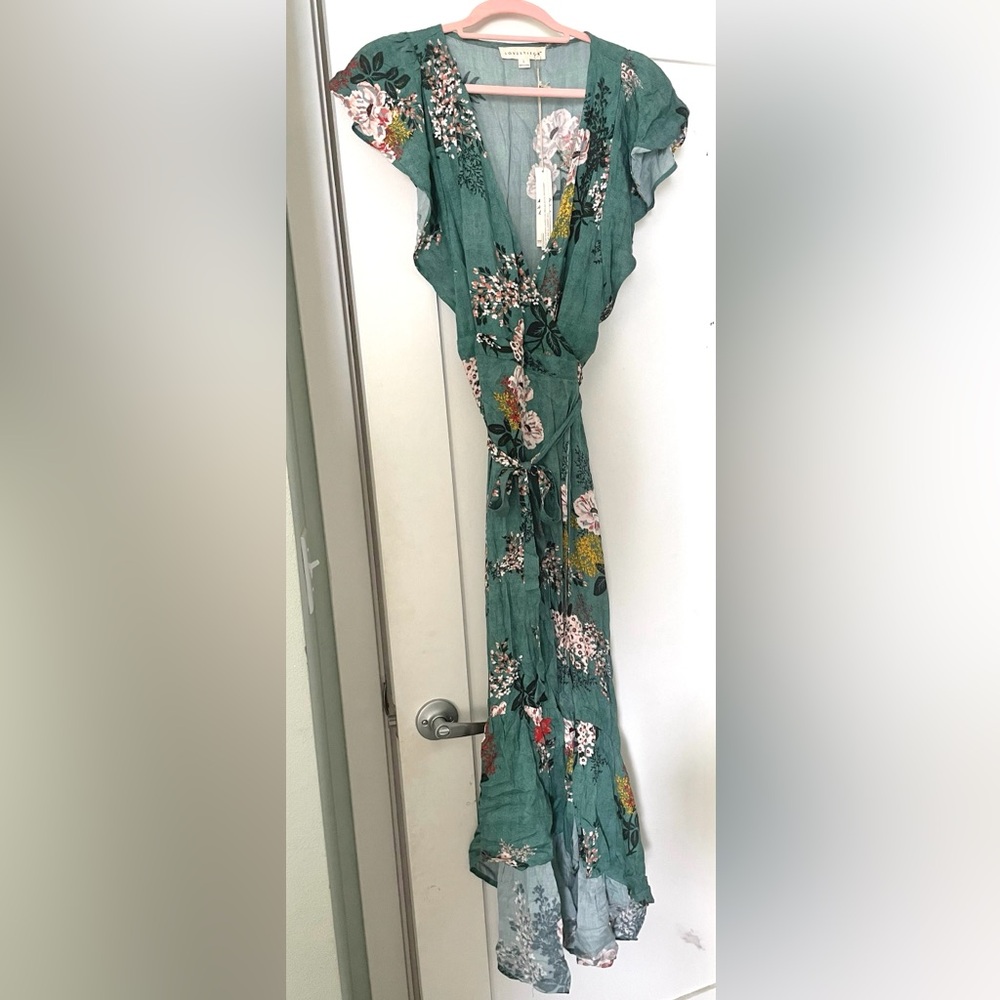 VICI ‘Fit to the Max’ Floral Wrap Maxi Dress - Picture 4 of 6